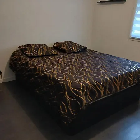 Holiday home Maison De Au Calme Avec Espace Jaccuzi *