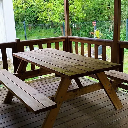 Maison De Au Calme Avec Espace Jaccuzi לה טורבל