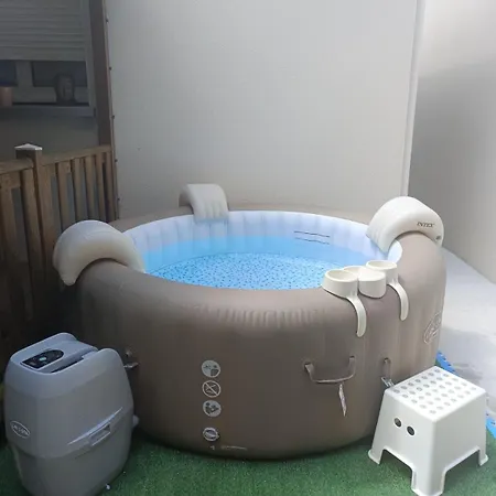 Maison De Au Calme Avec Espace Jaccuzi *