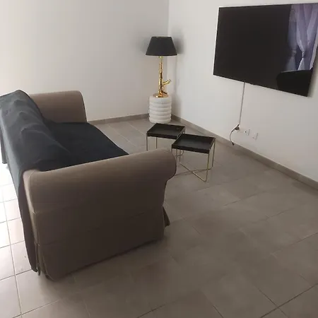 Maison De Au Calme Avec Espace Jaccuzi *